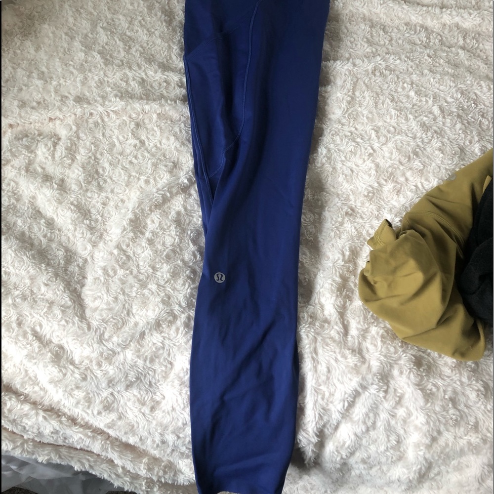 blue lululemon leggings